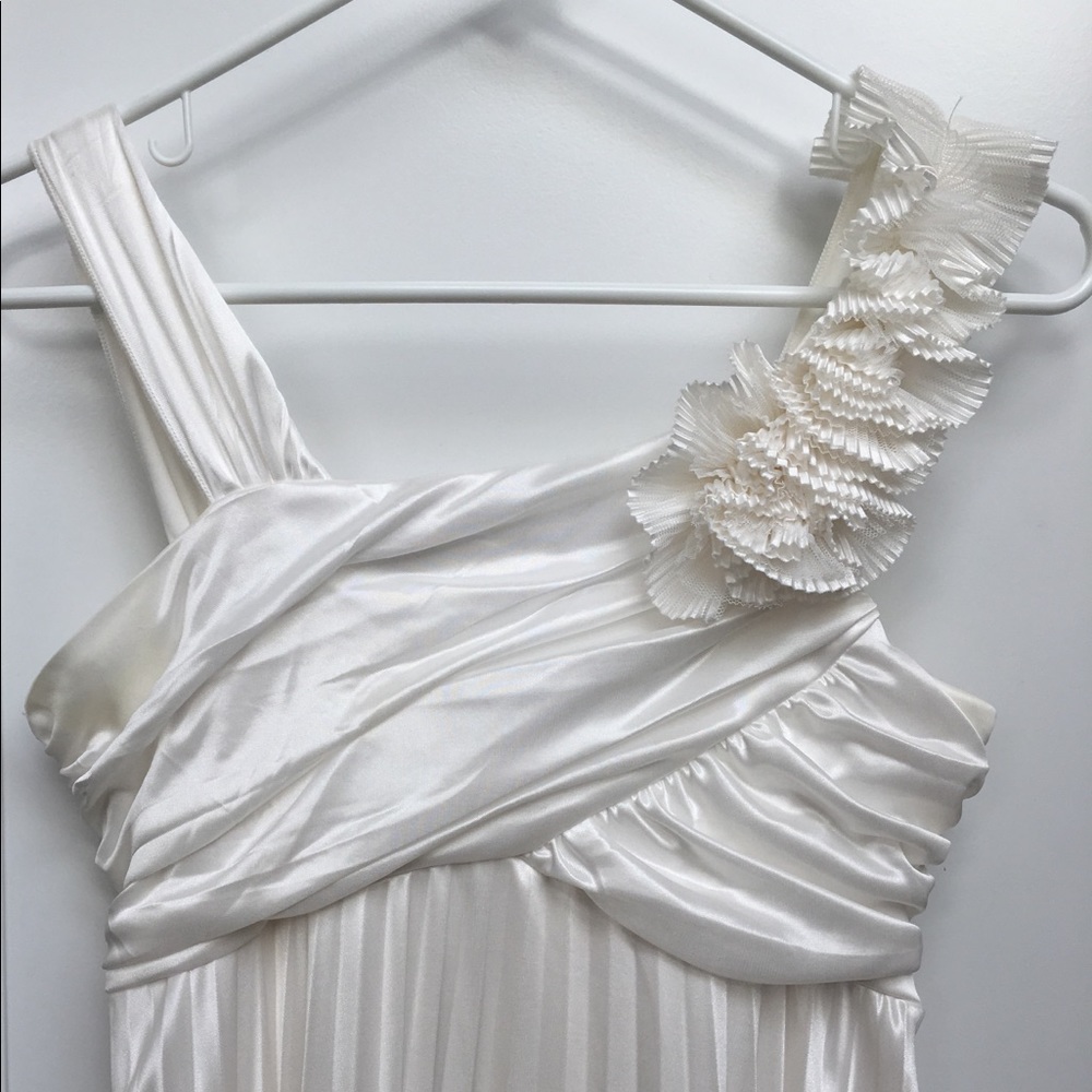 Girls Dress in White